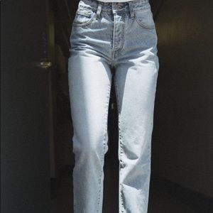 Brandy Melville Millie light wash jeans